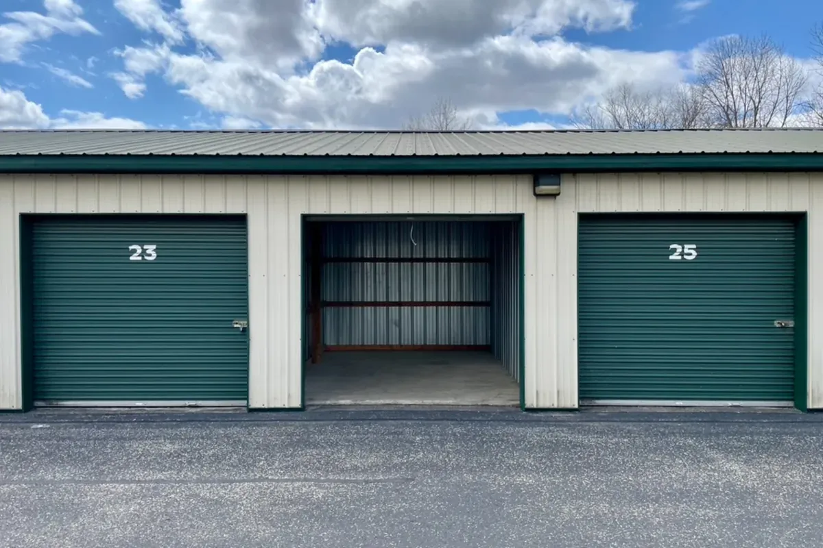 Storage unit interior